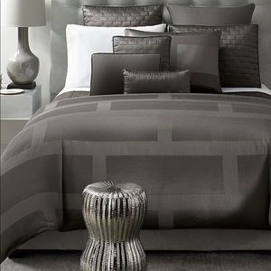 Hotel Collection Bedroom Suit - Full/Queen